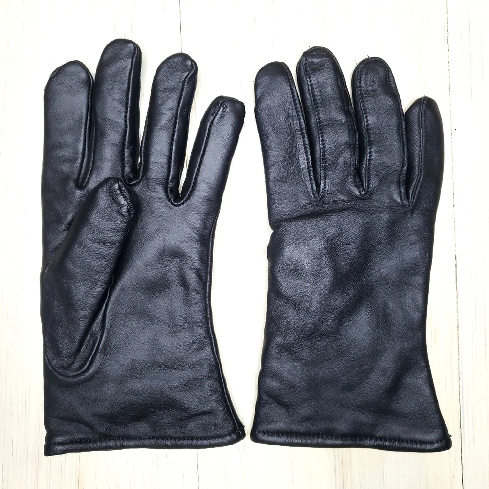 32) Black Gloves WOOL Lined Sz. 7